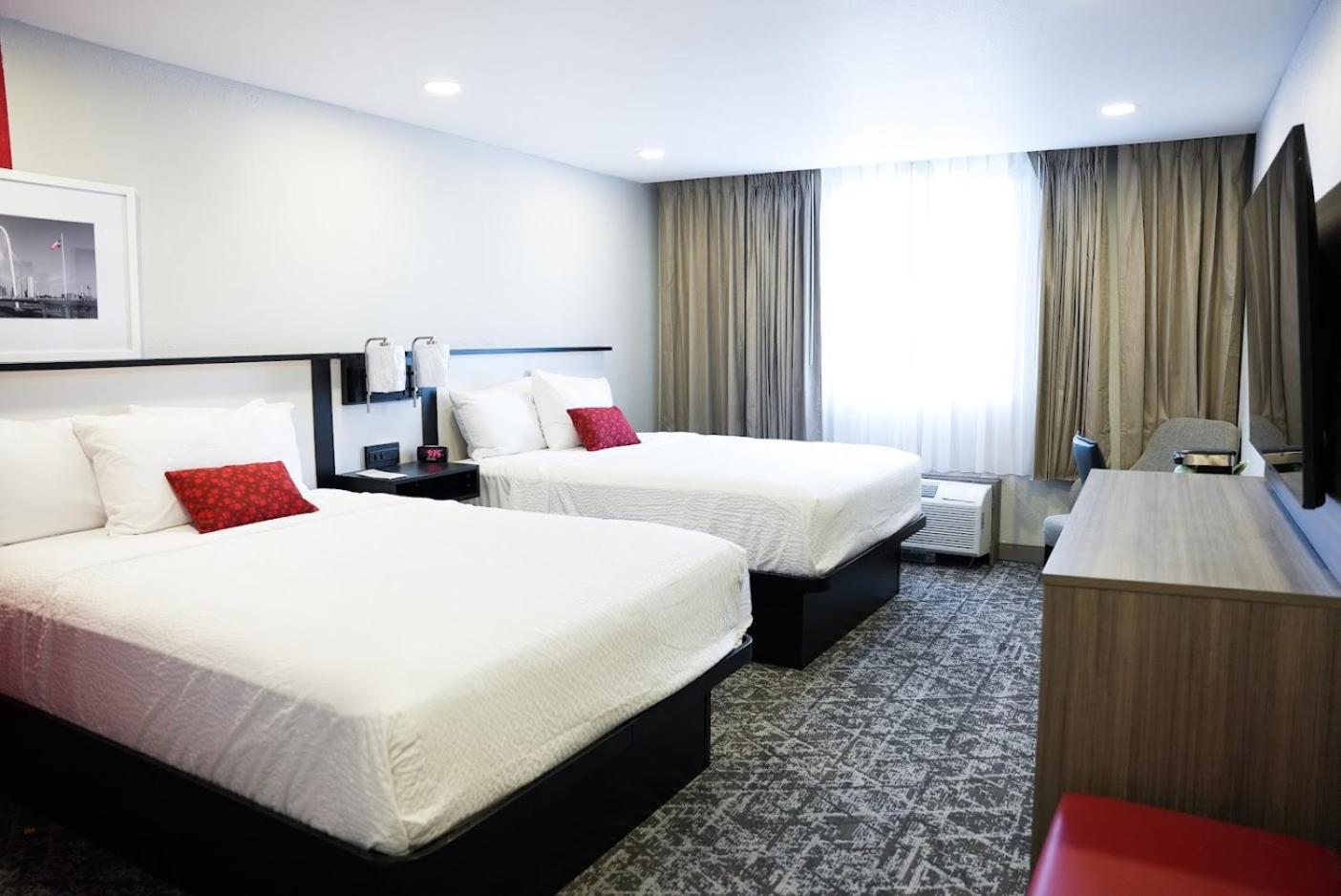 Hotel Ramada By Wyndham Dfw Airport Irving Zewnętrze zdjęcie