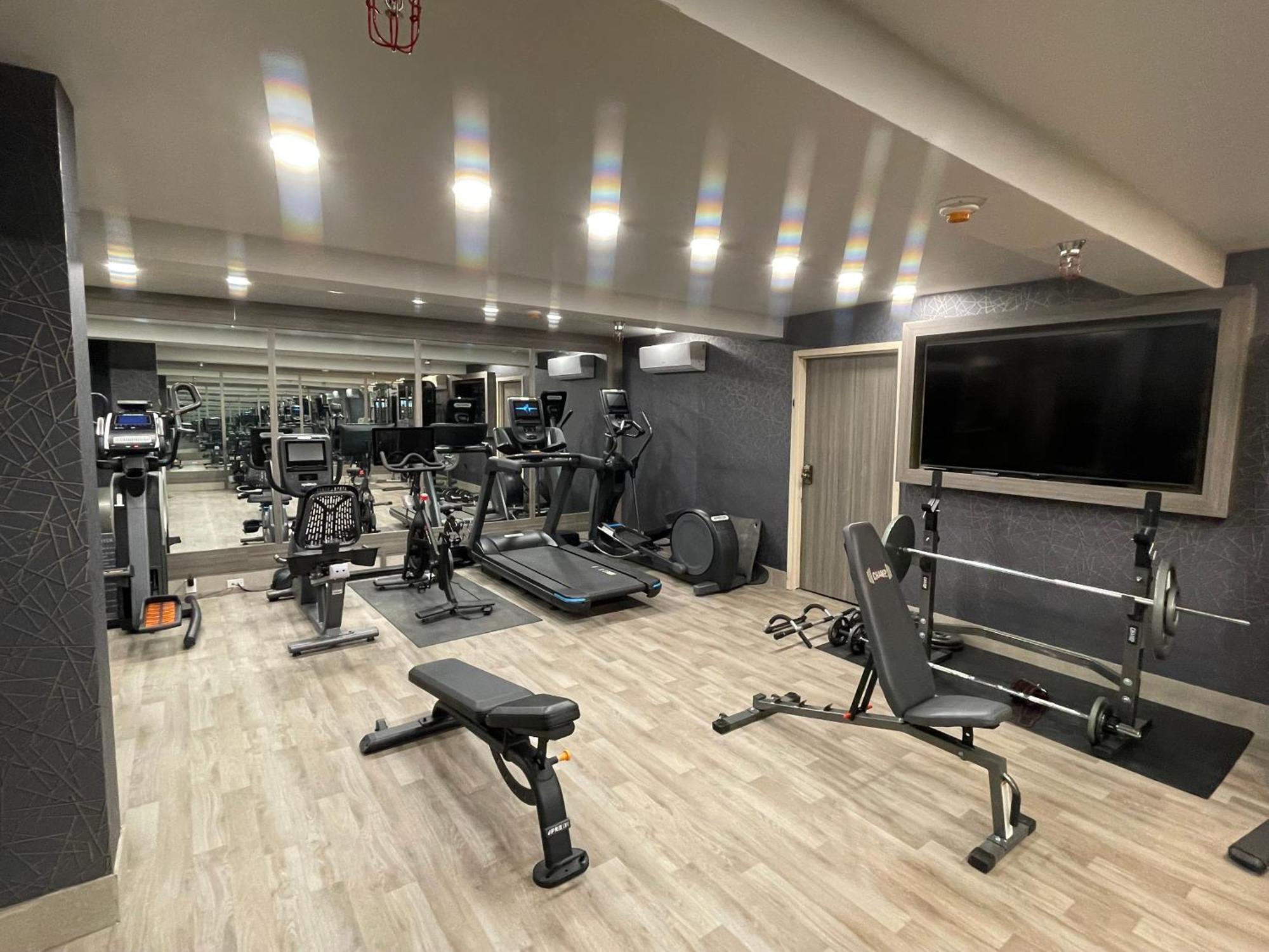 Hotel Ramada By Wyndham Dfw Airport Irving Zewnętrze zdjęcie